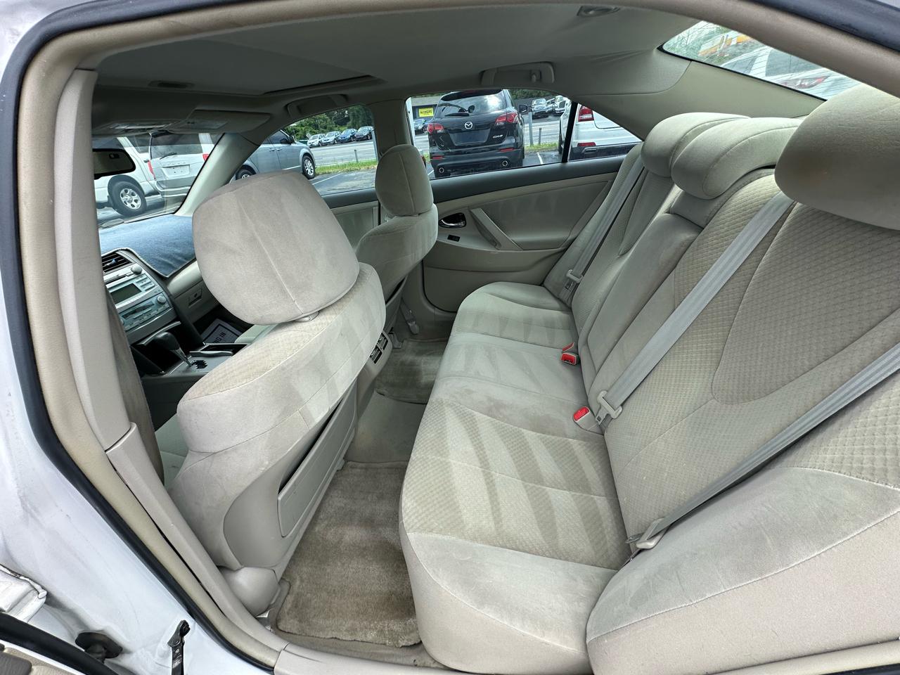 Toyota Camry Hybrid Sedan 2008