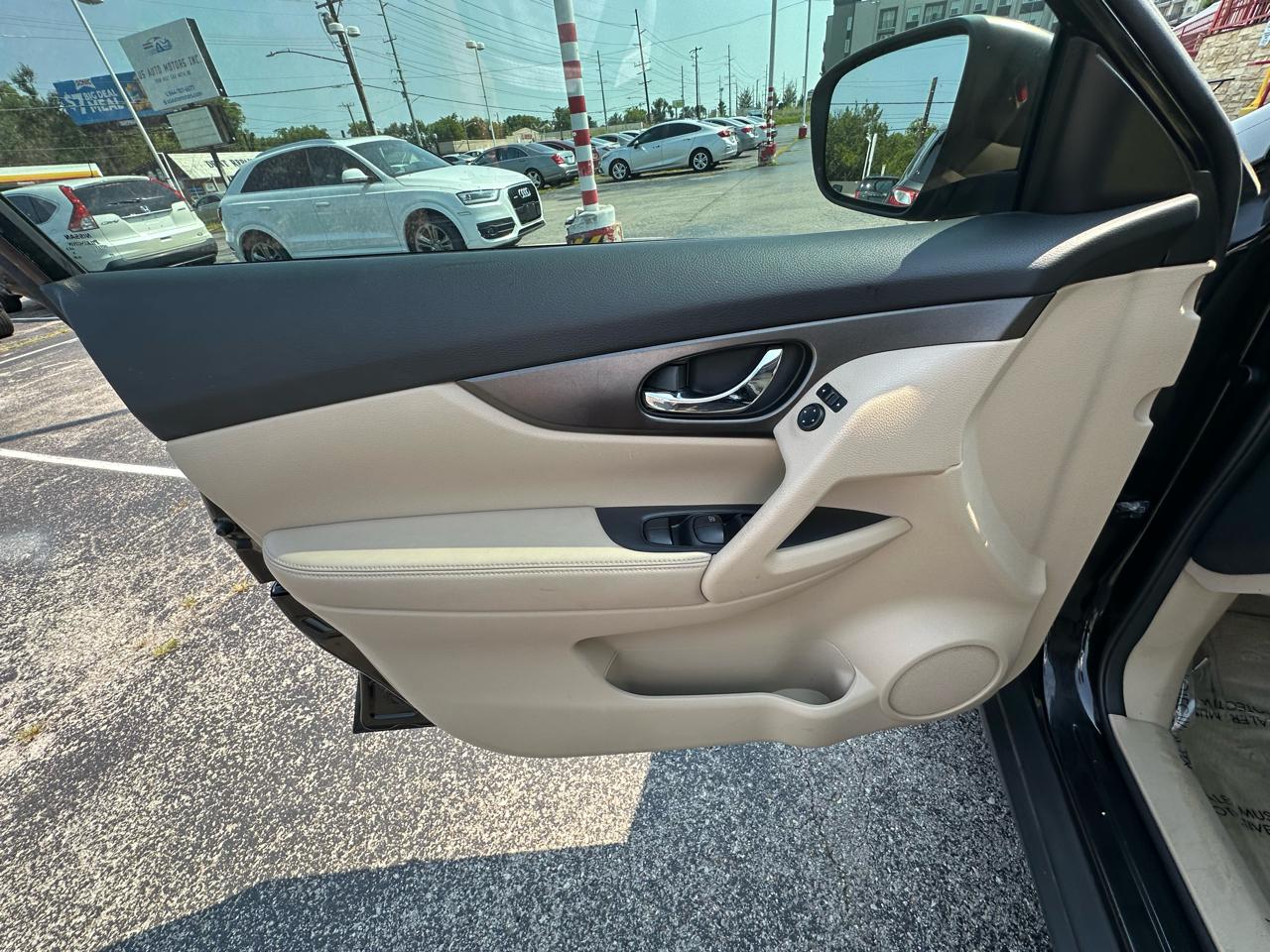 Nissan Rogue S 2WD 2014