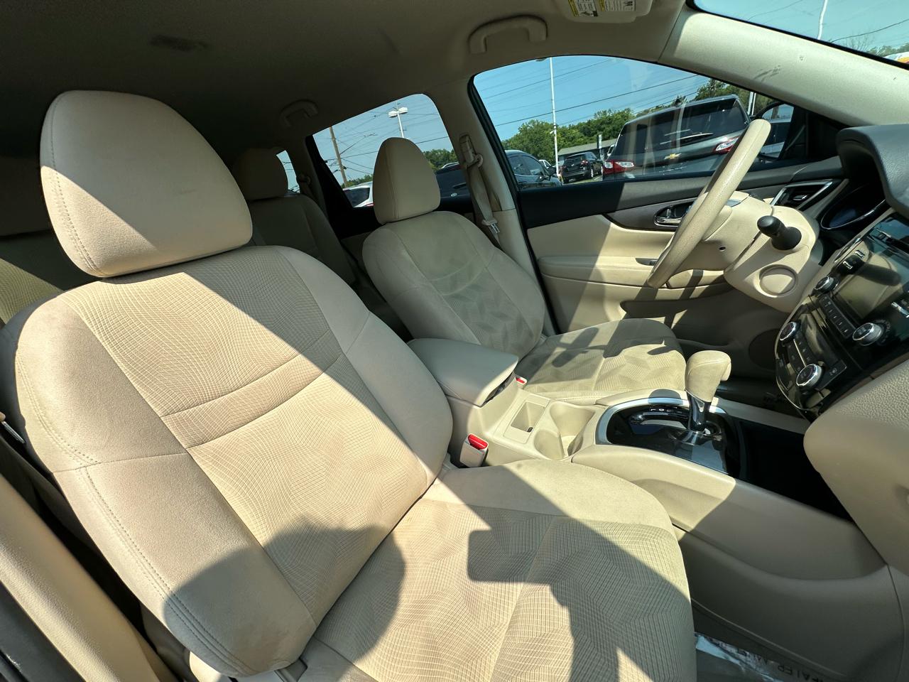 Nissan Rogue S 2WD 2014