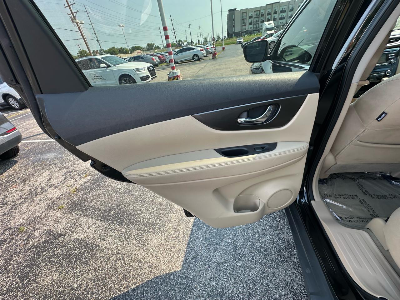 Nissan Rogue S 2WD 2014