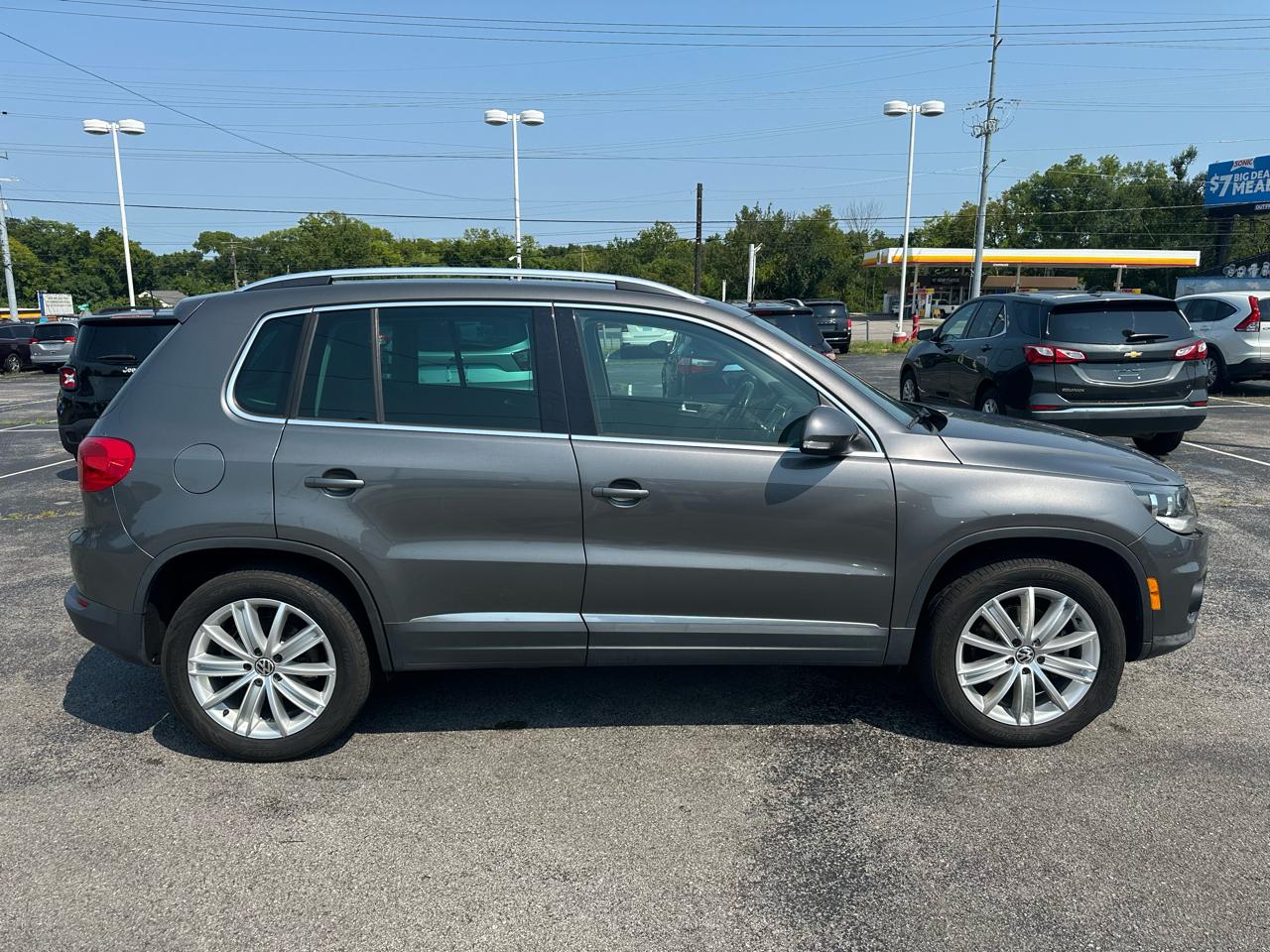 Volkswagen Tiguan S 4Motion 2012