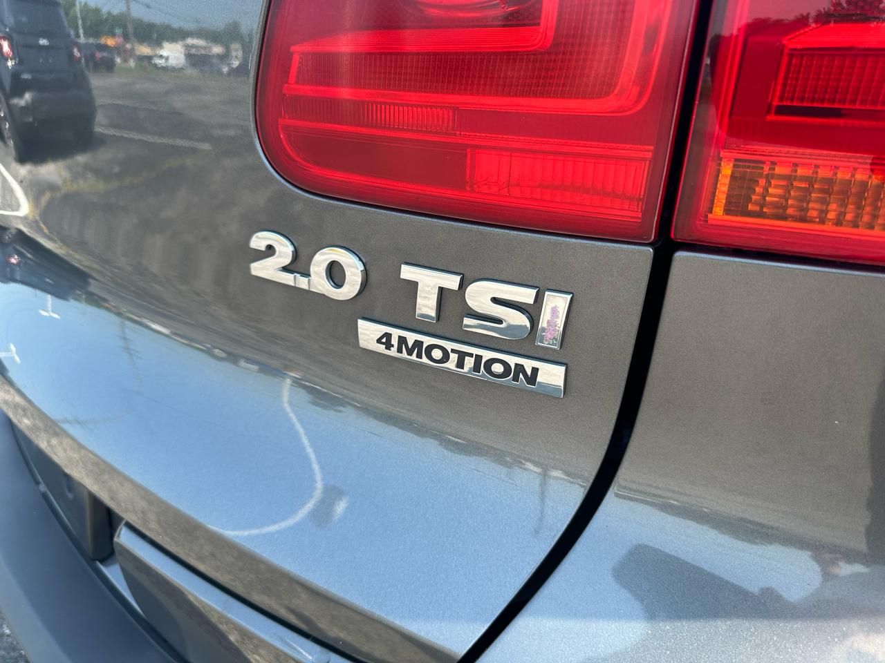 Volkswagen Tiguan S 4Motion 2012