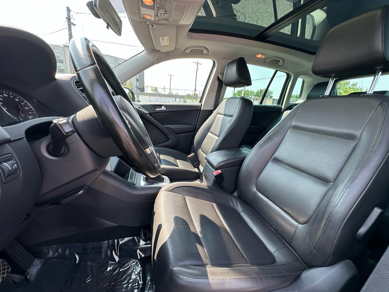 Volkswagen Tiguan S 4Motion 2012