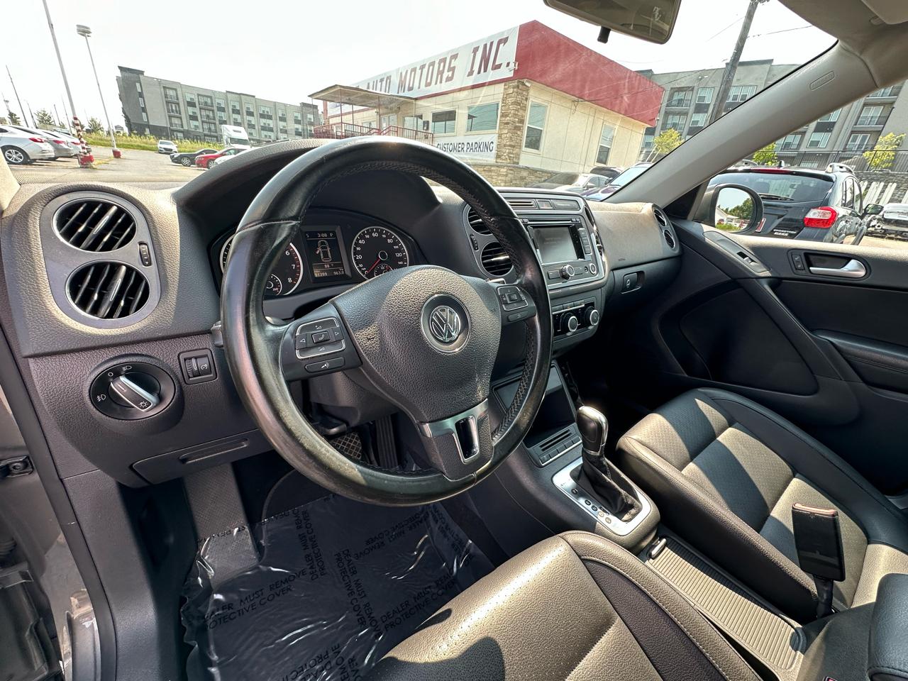 Volkswagen Tiguan S 4Motion 2012