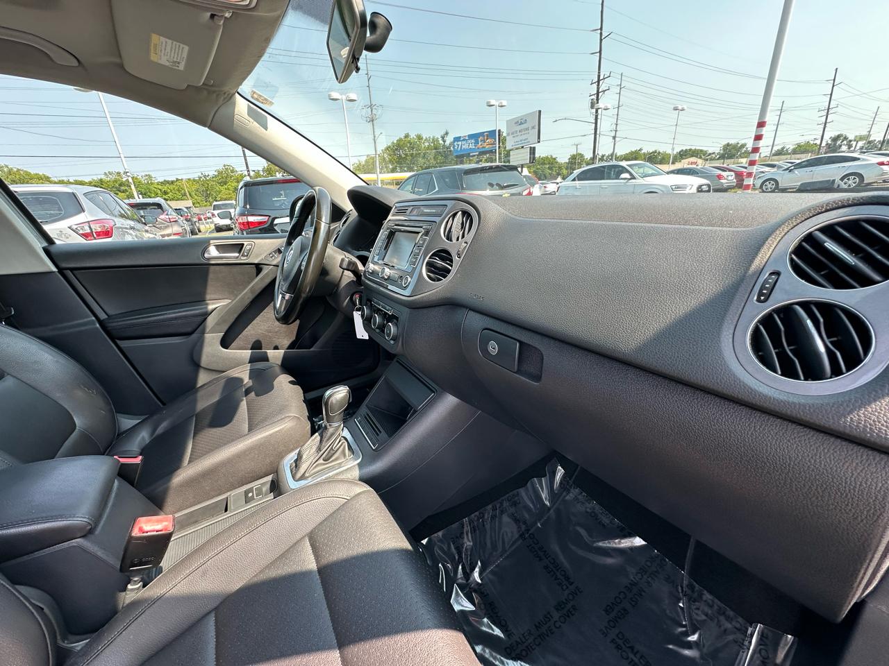 Volkswagen Tiguan S 4Motion 2012