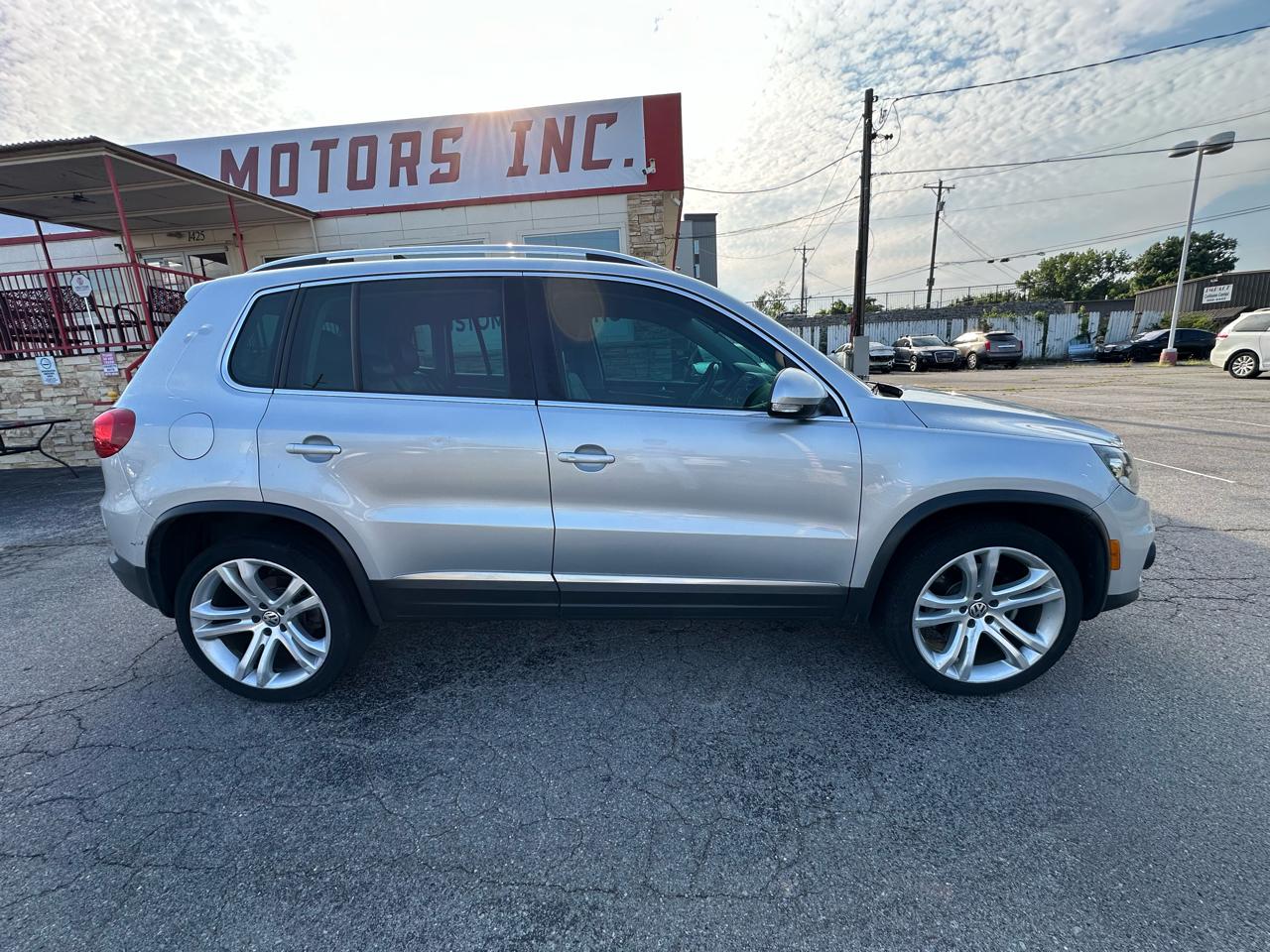 Volkswagen Tiguan 2.0T S 4Motion 2013