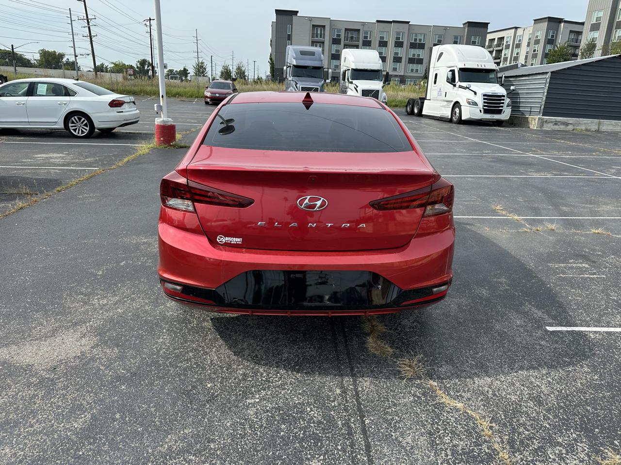 Hyundai Elantra Limited 2020
