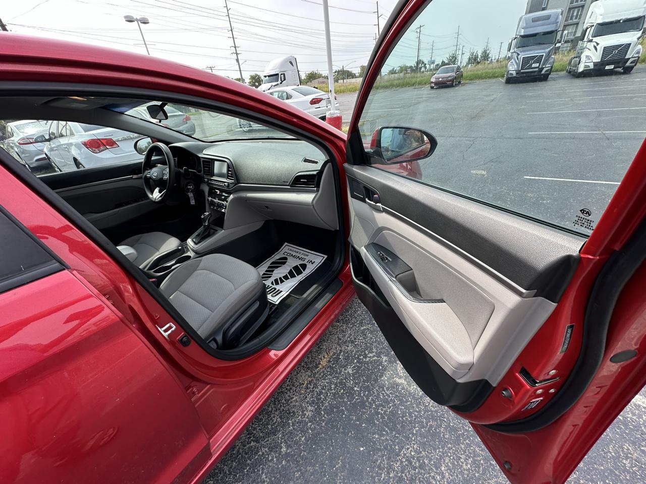 Hyundai Elantra Limited 2020