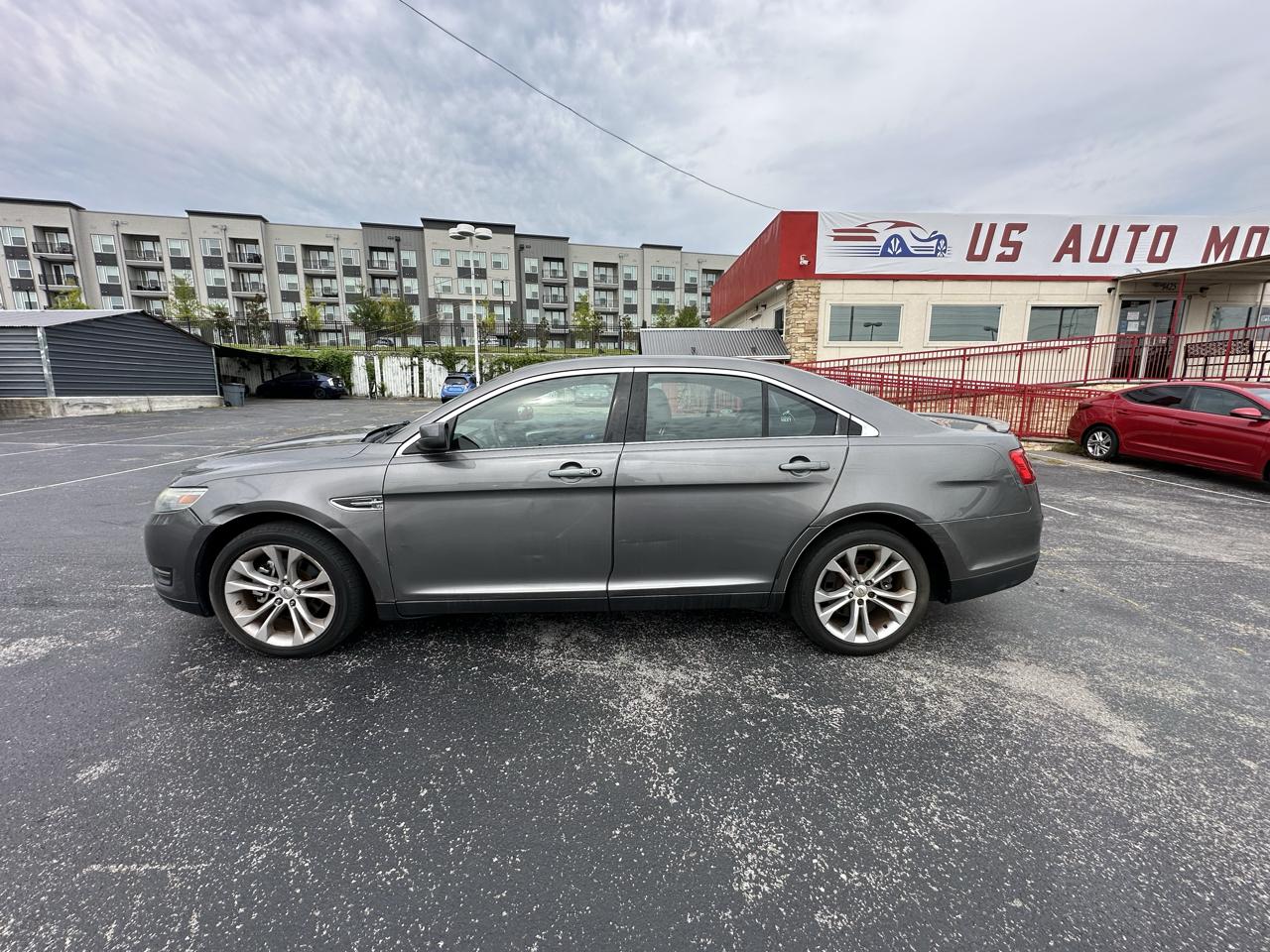Ford Taurus SEL FWD 2013