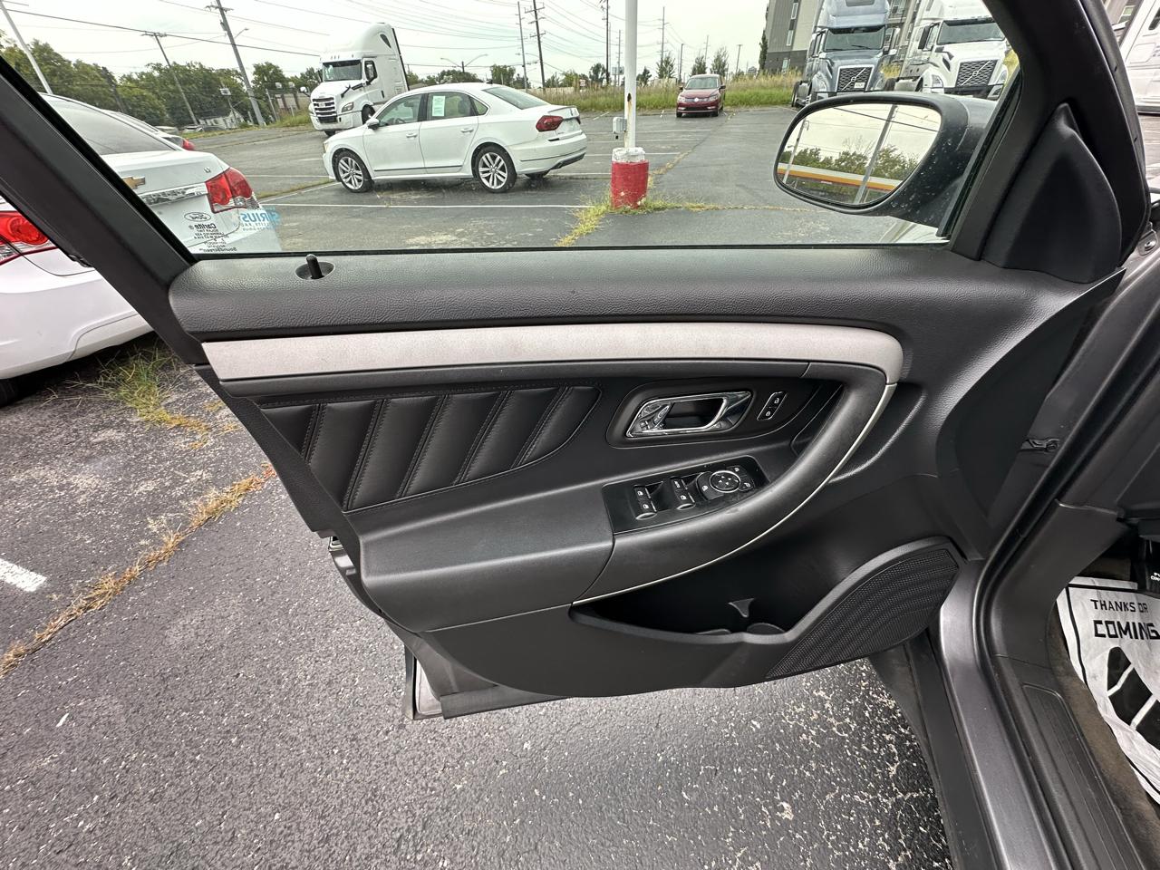 Ford Taurus SEL FWD 2013