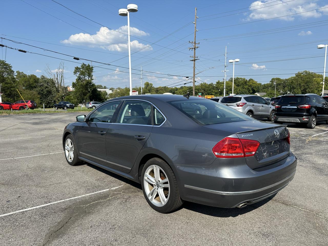 Volkswagen Passat 3.6L V6 SEL Premium 2013
