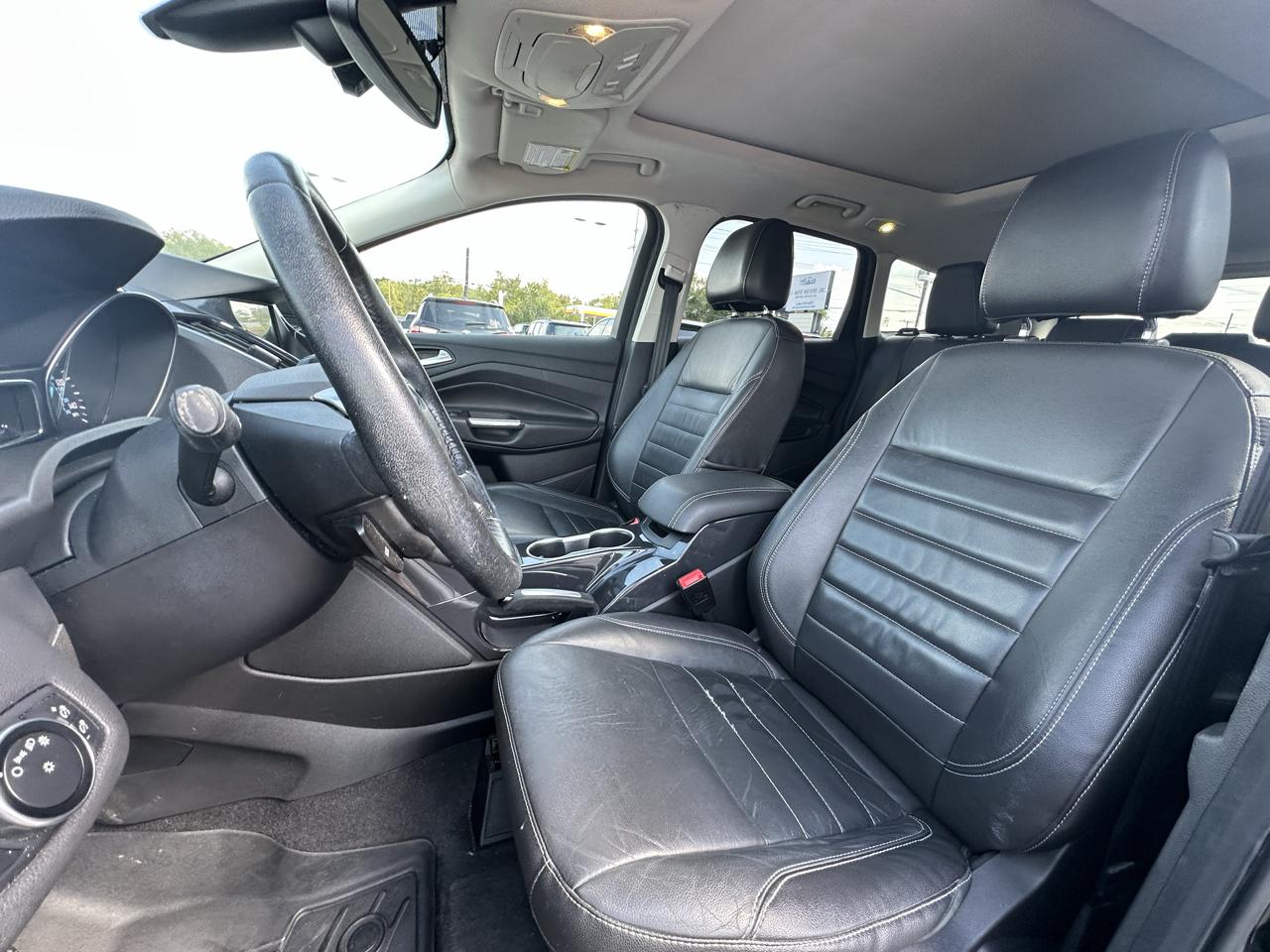 Ford Escape Titanium 4WD 2016