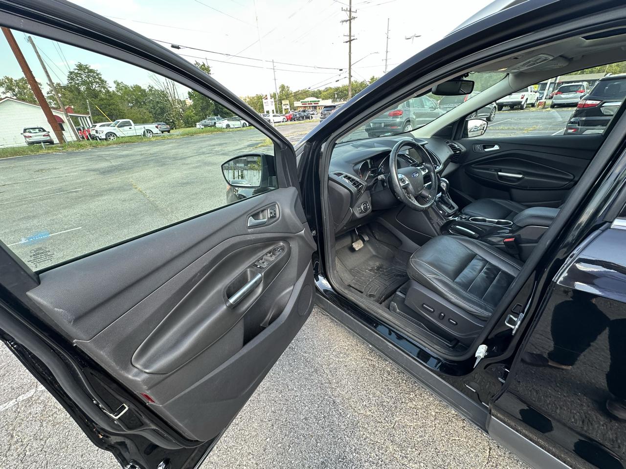 Ford Escape Titanium 4WD 2016