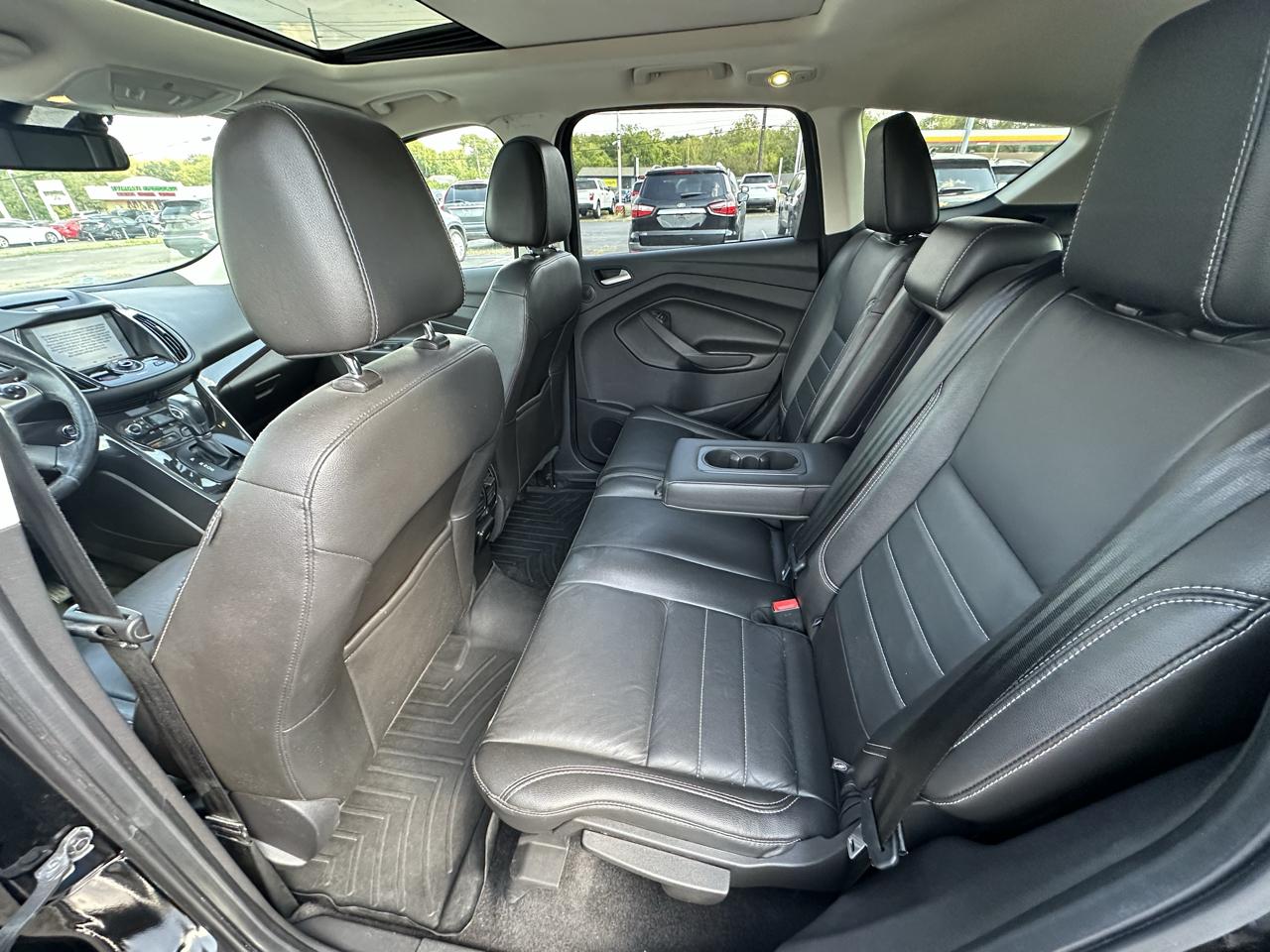 Ford Escape Titanium 4WD 2016