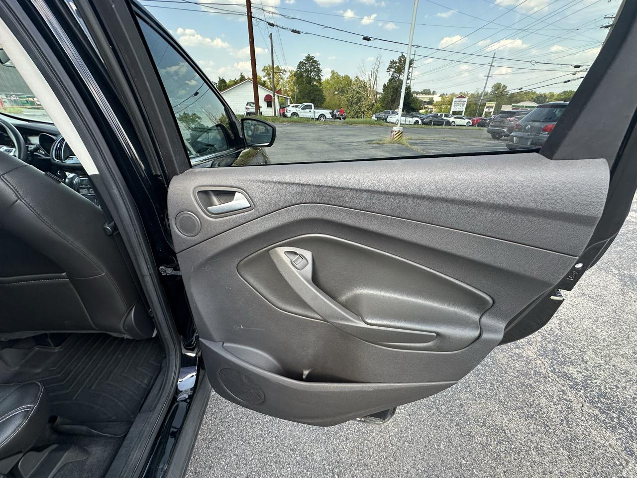 Ford Escape Titanium 4WD 2016