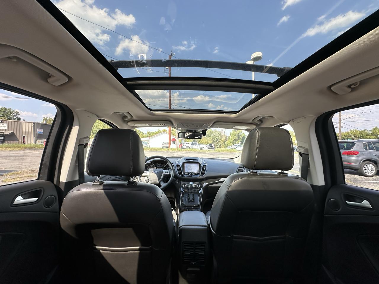 Ford Escape Titanium 4WD 2016