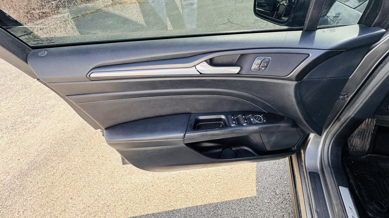 Ford Fusion Titanium 2017