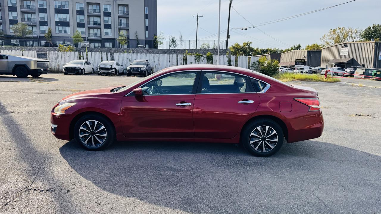 Nissan Altima 2.5 S Sedan 2015