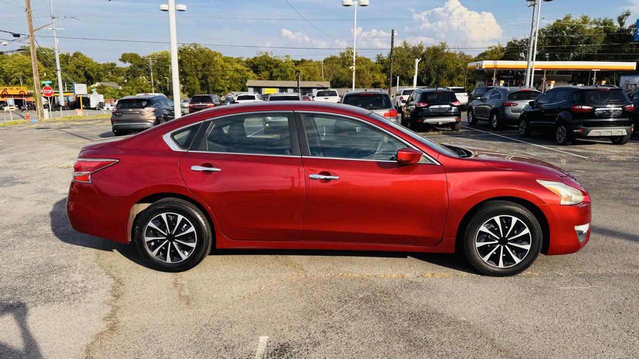 Nissan Altima 2.5 S Sedan 2015