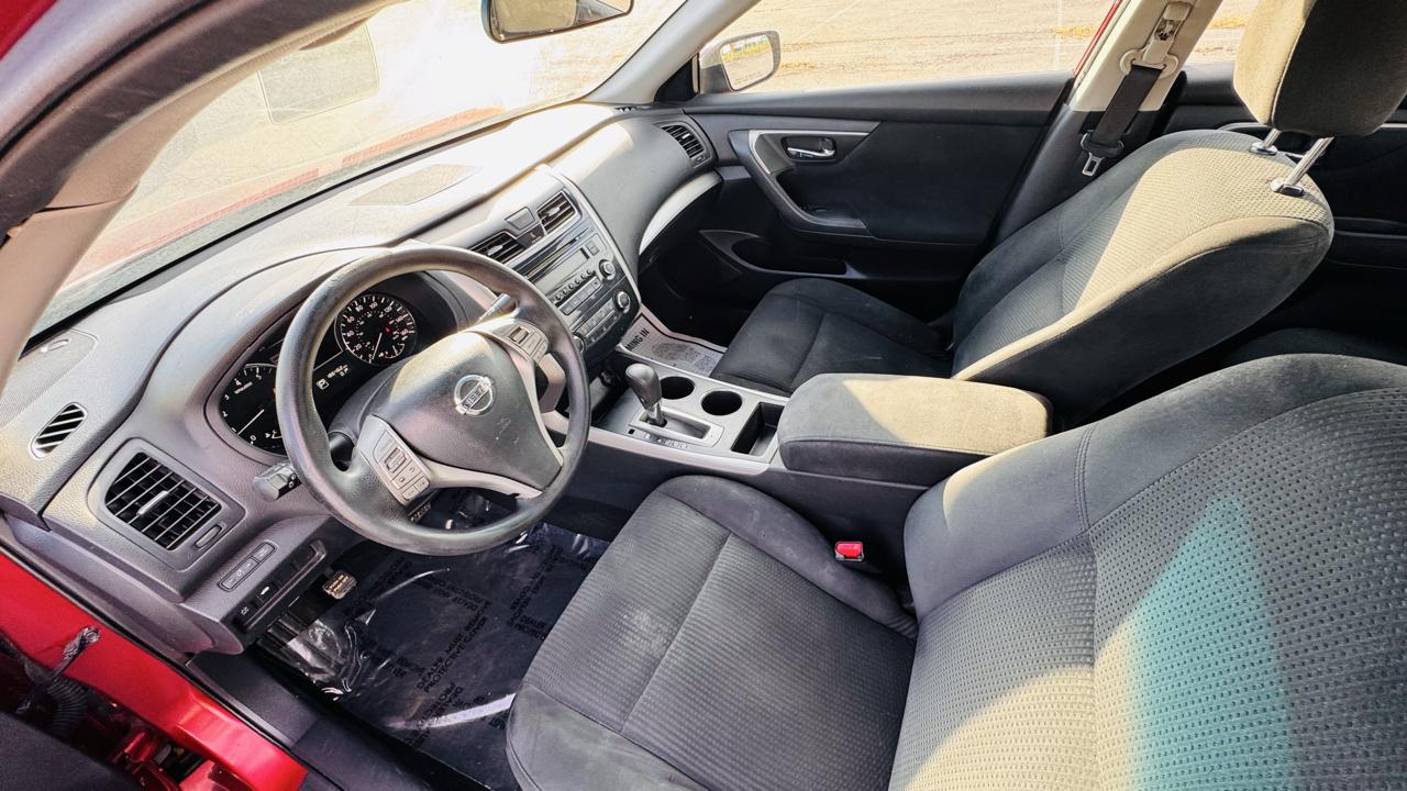Nissan Altima 2.5 S Sedan 2015