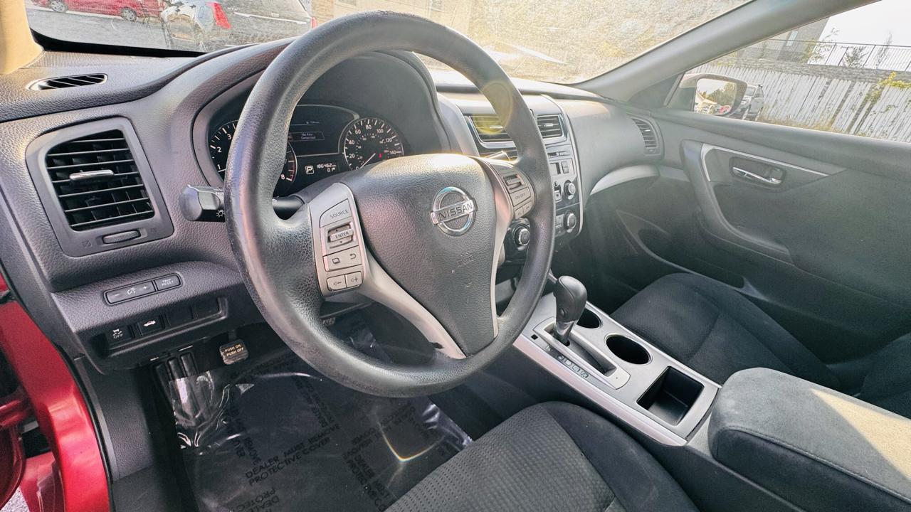 Nissan Altima 2.5 S Sedan 2015