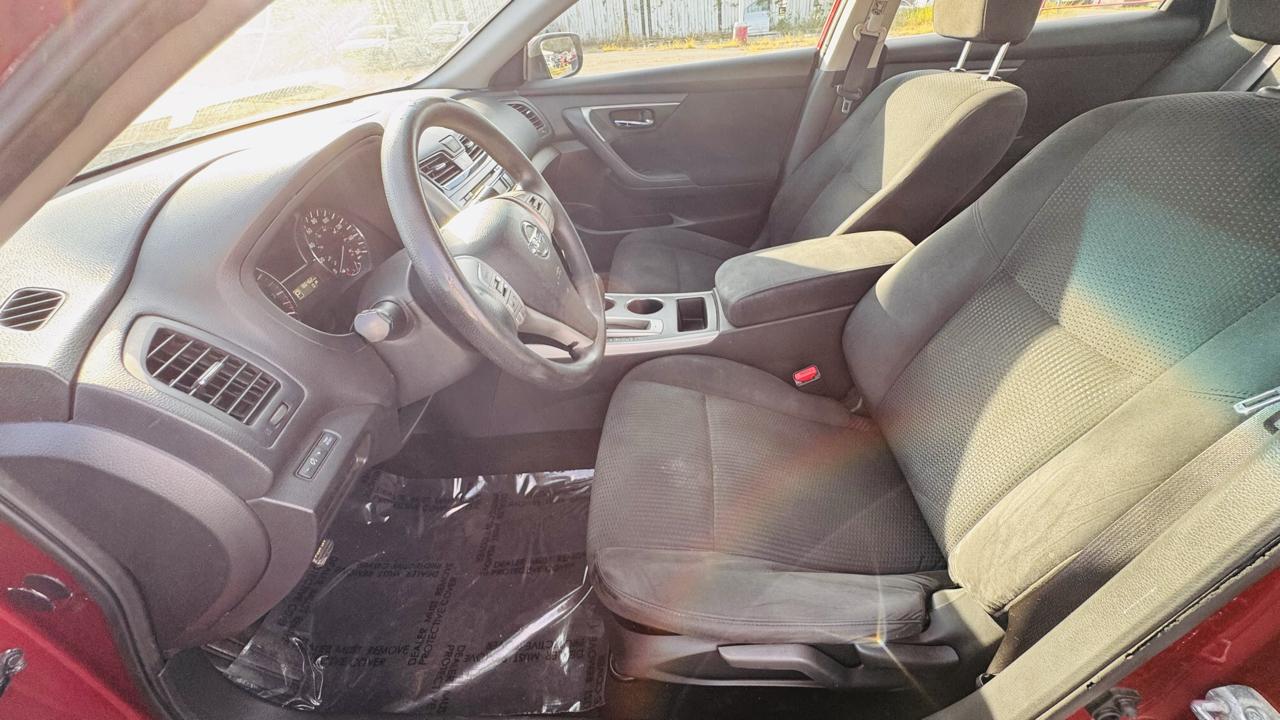 Nissan Altima 2.5 S Sedan 2015