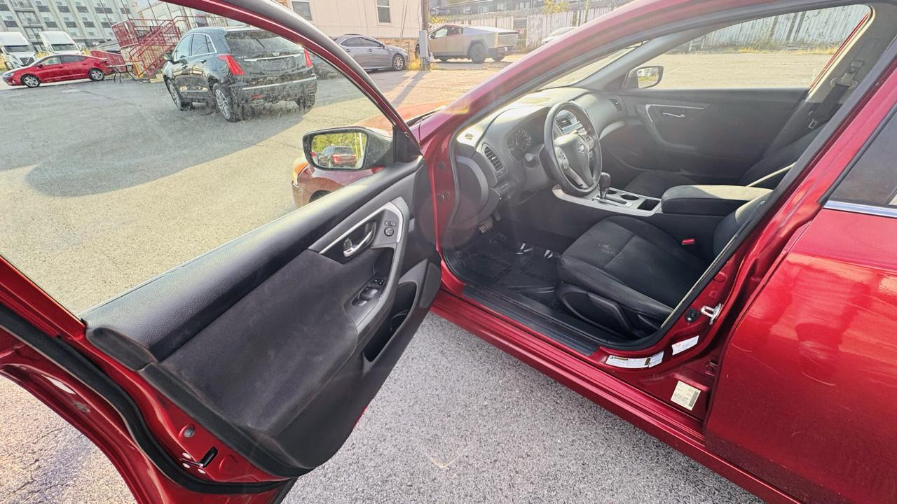 Nissan Altima 2.5 S Sedan 2015