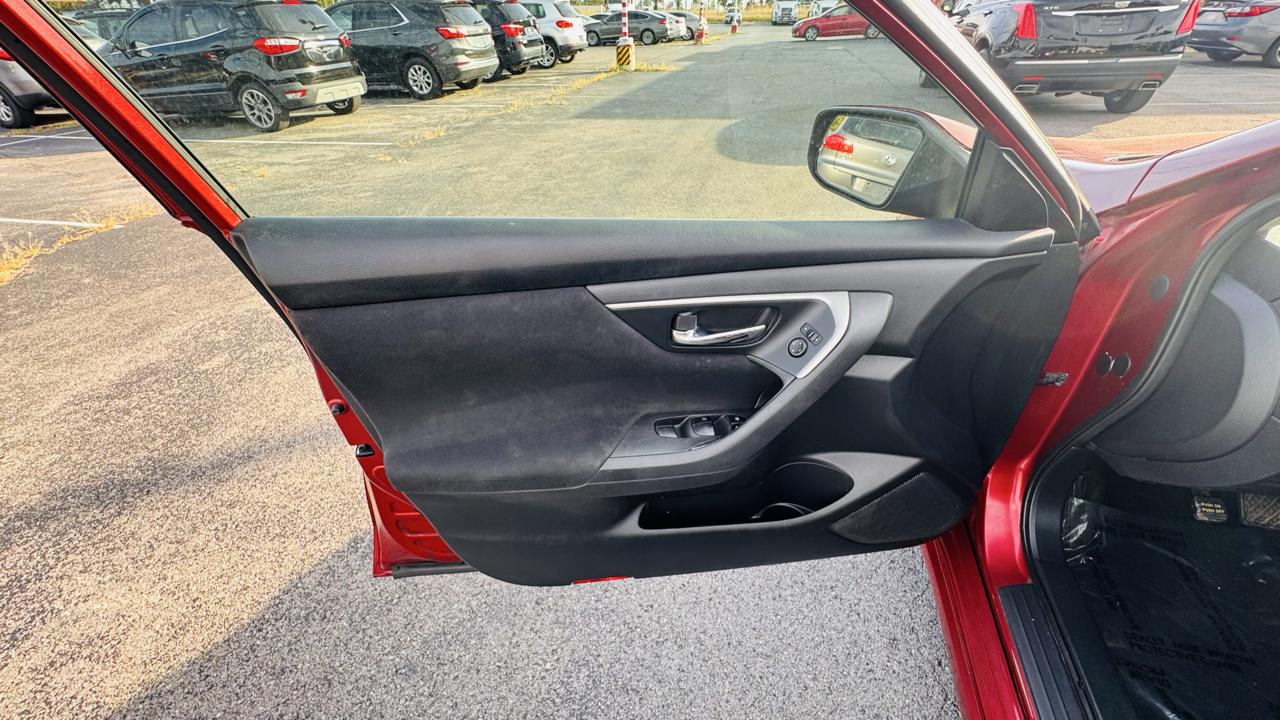 Nissan Altima 2.5 S Sedan 2015