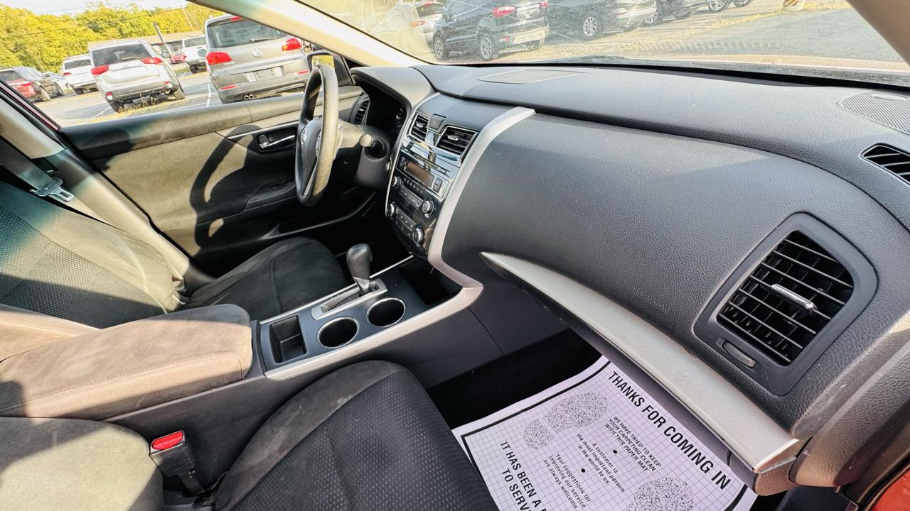 Nissan Altima 2.5 S Sedan 2015