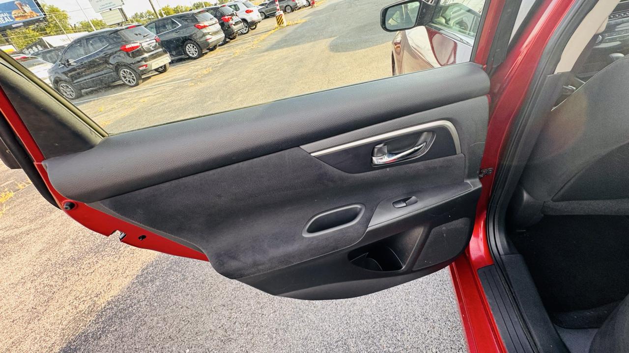Nissan Altima 2.5 S Sedan 2015