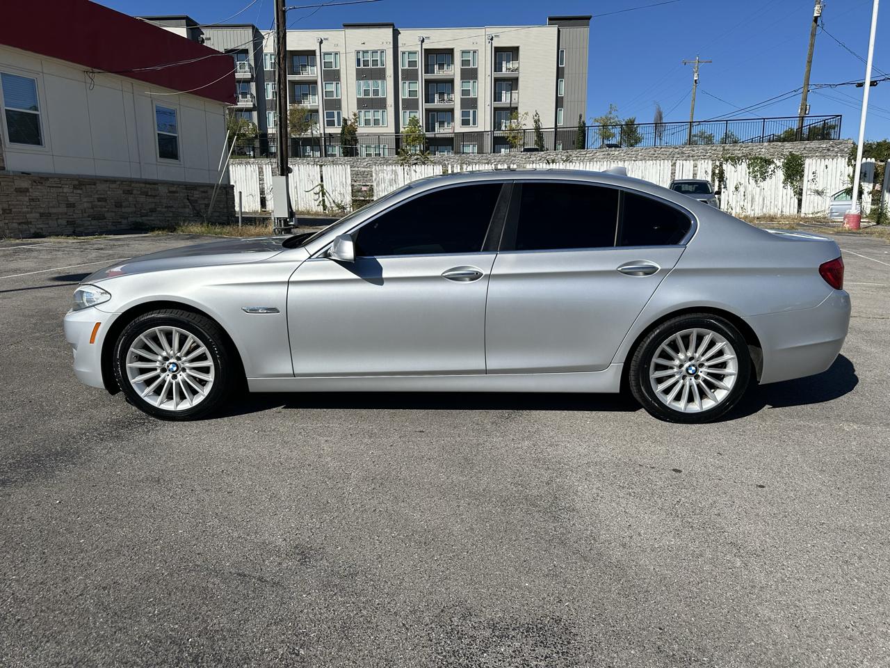 BMW 5-Series 535i 2012