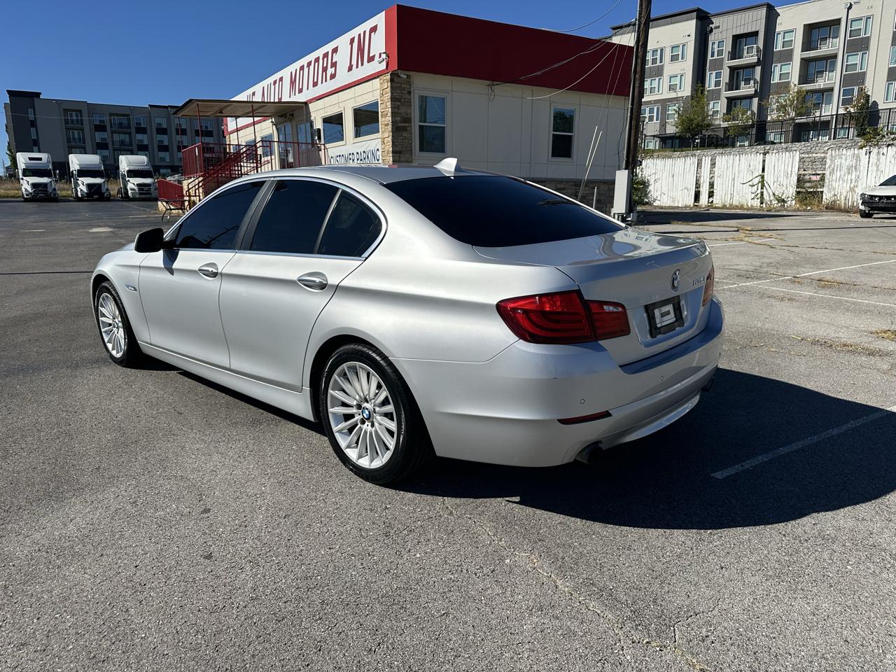 BMW 5-Series 535i 2012