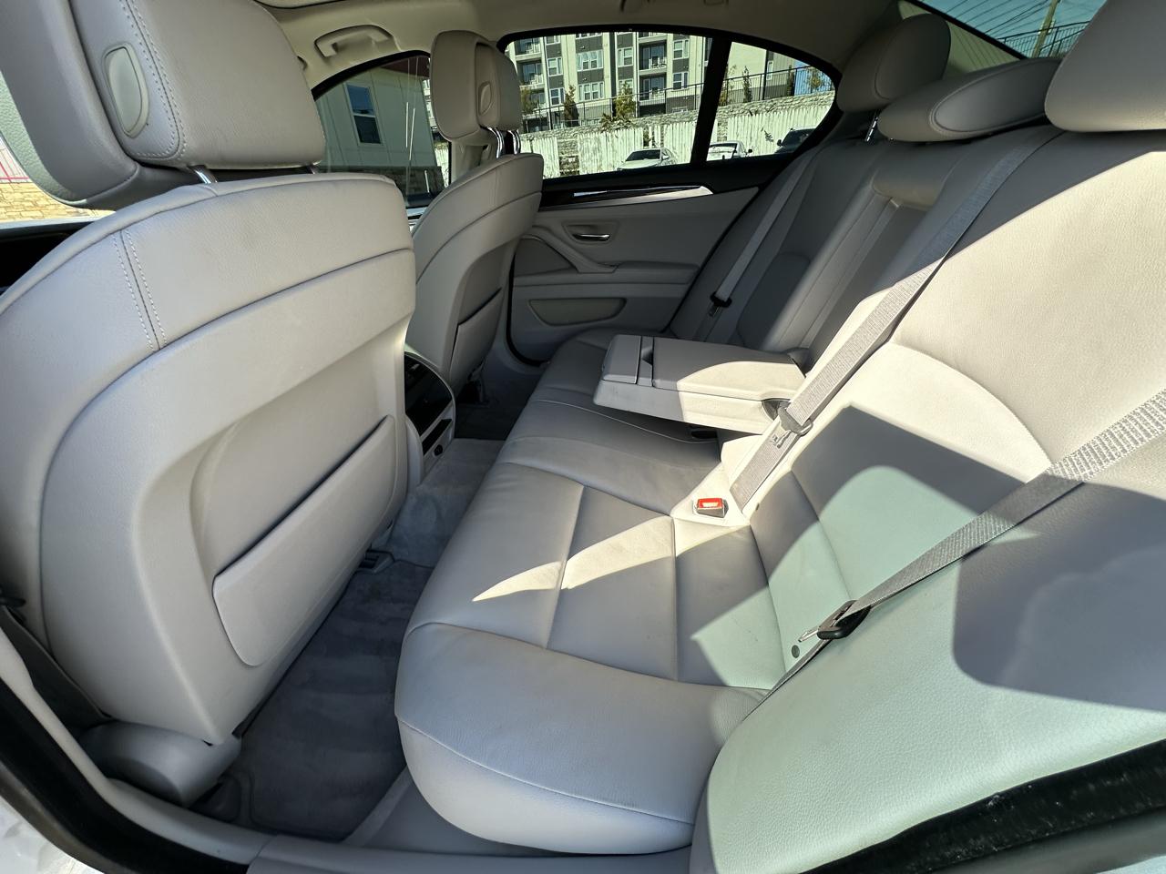 BMW 5-Series 535i 2012