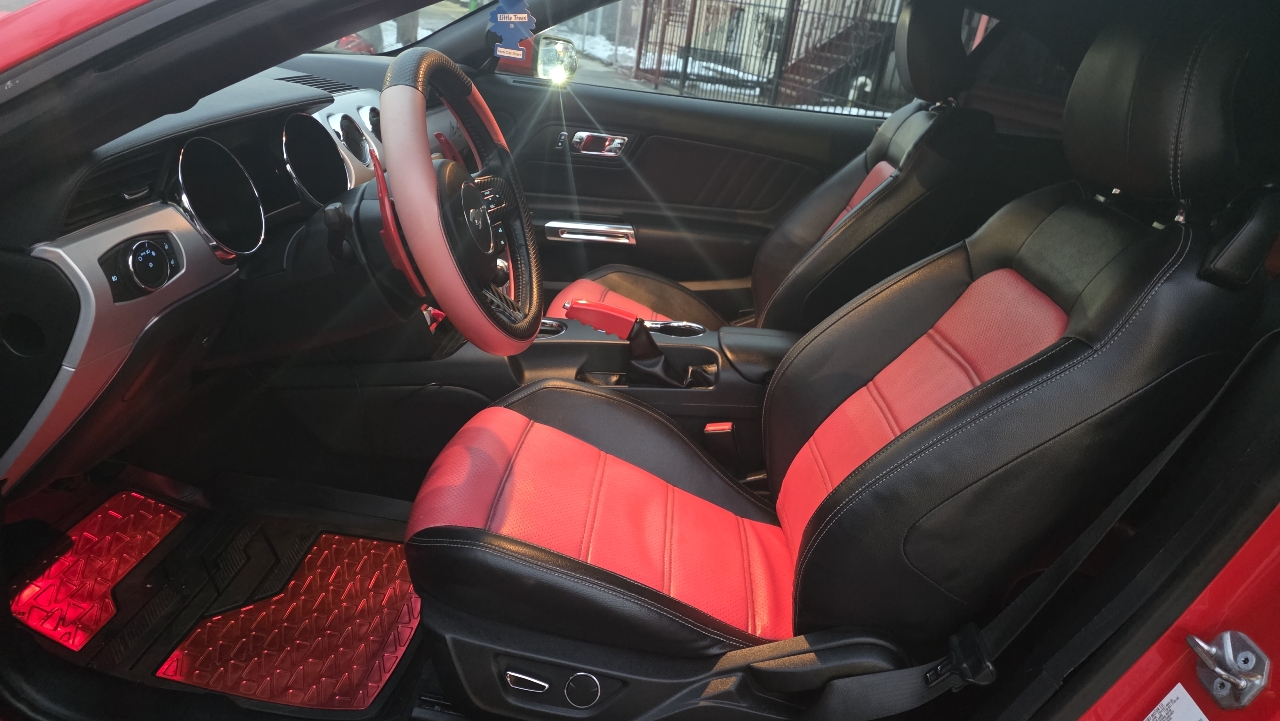 Ford Mustang GT convertible 2017