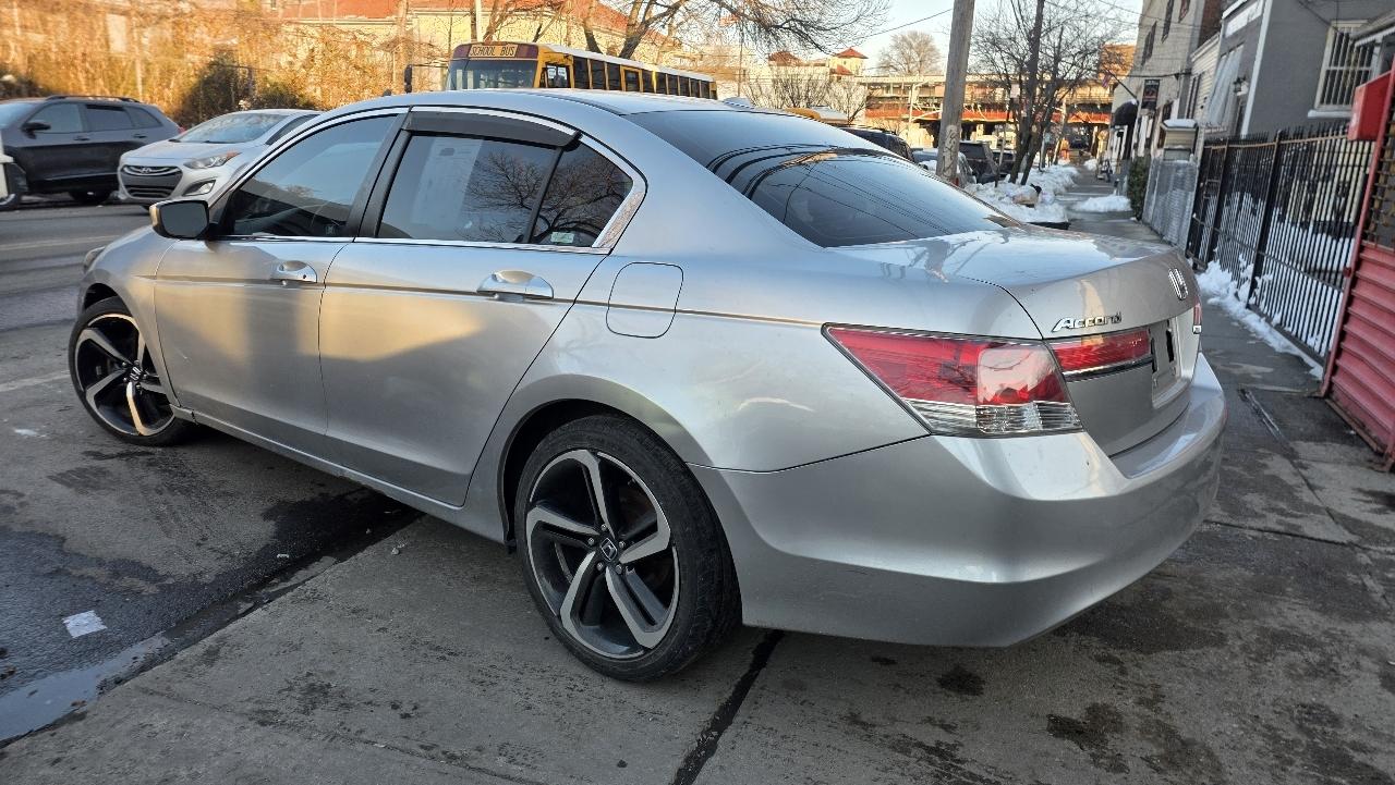 Honda Accord EX-L Sedan AT 2011