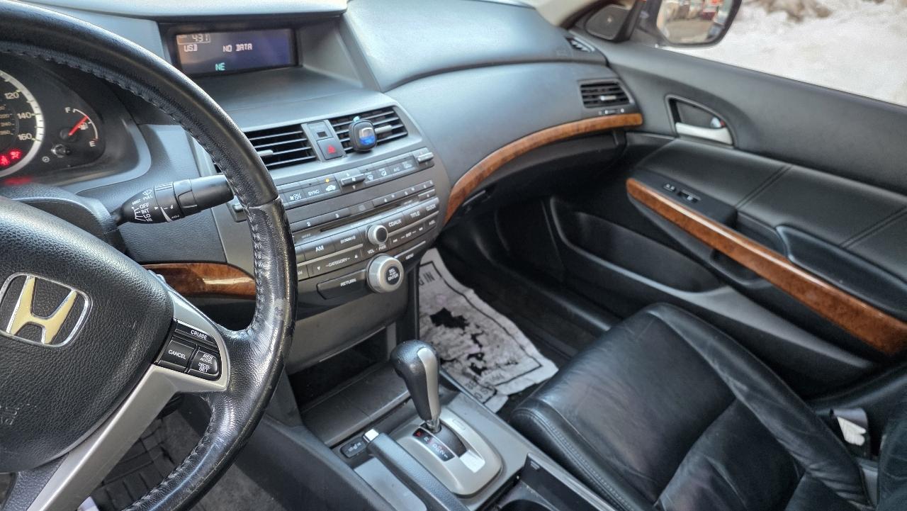 Honda Accord EX-L Sedan AT 2011