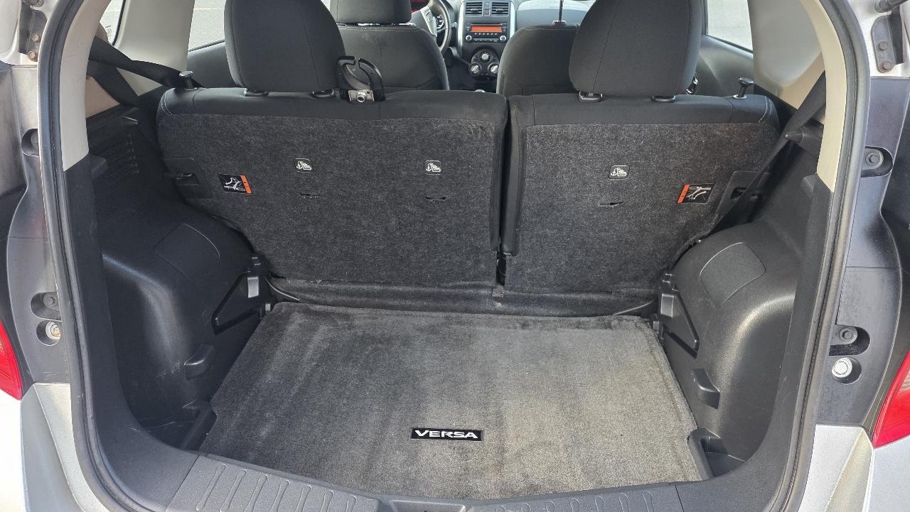 Nissan Versa Note S 2014