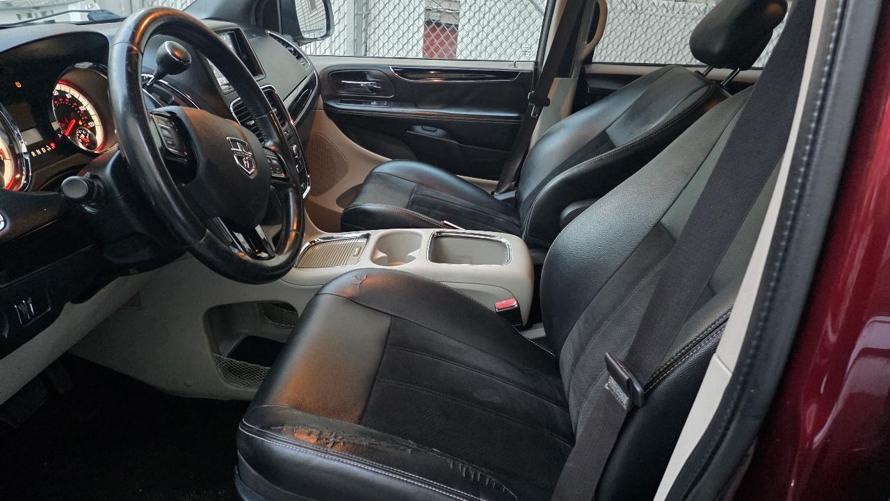 Dodge Grand Caravan SXT 2017