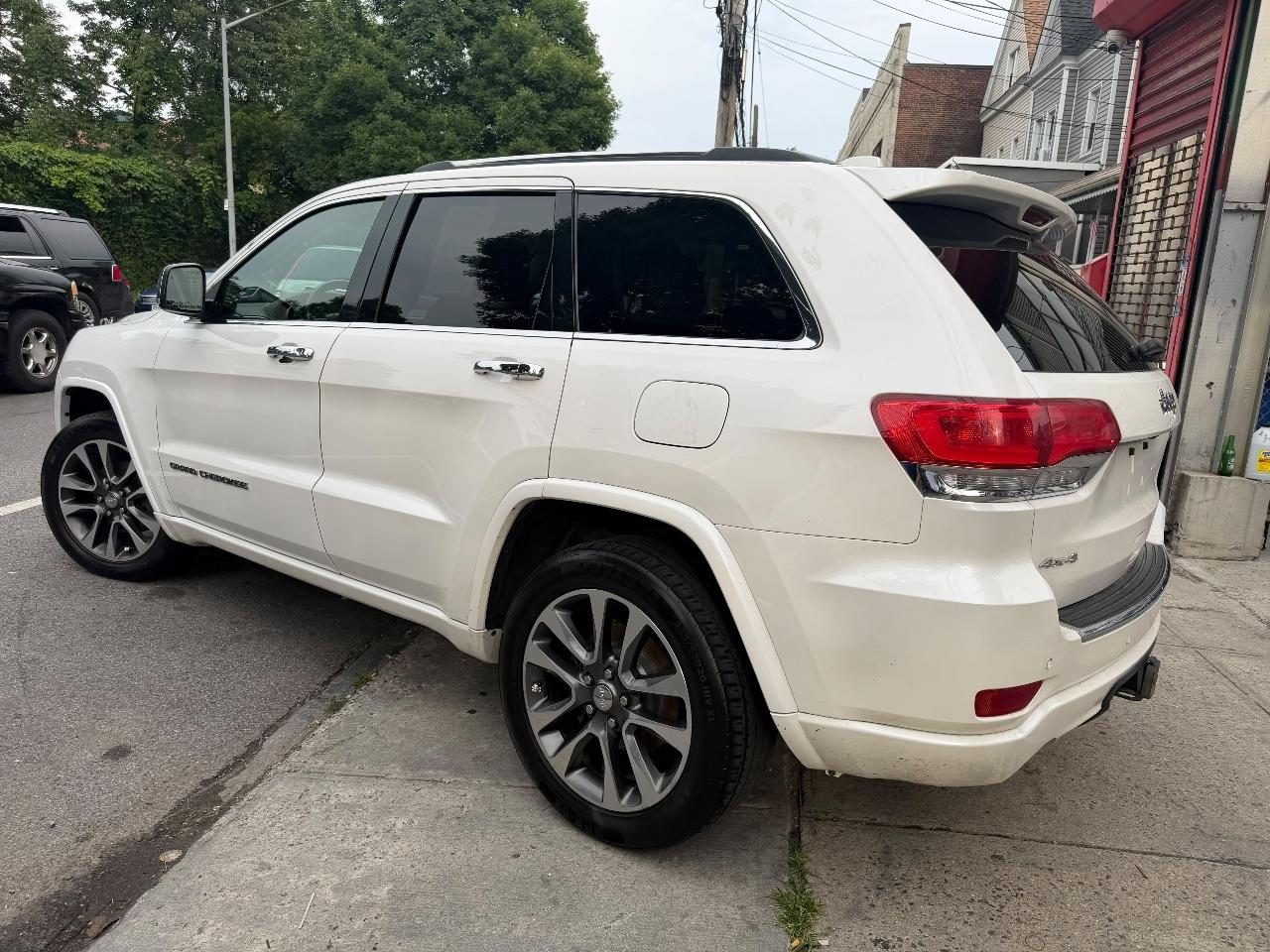 Jeep Grand Cherokee Overland 4WD 2017