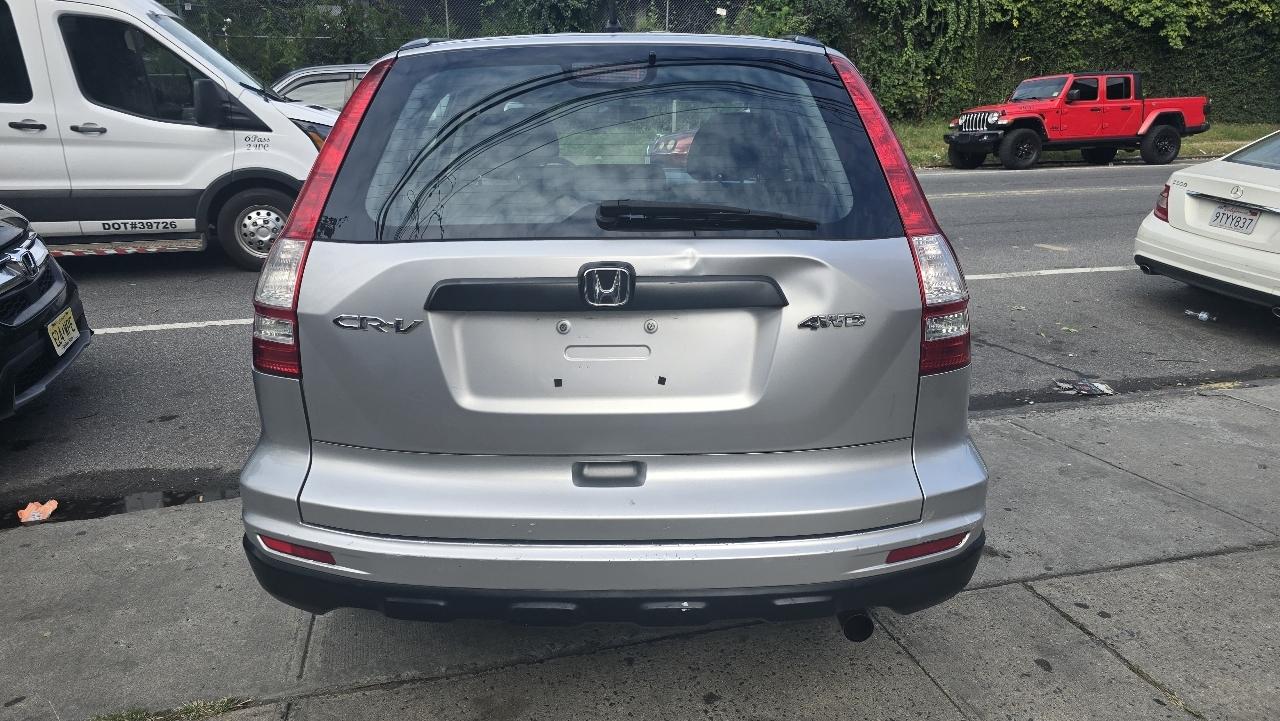 Honda CR-V LX 4WD 5-Speed AT 2011