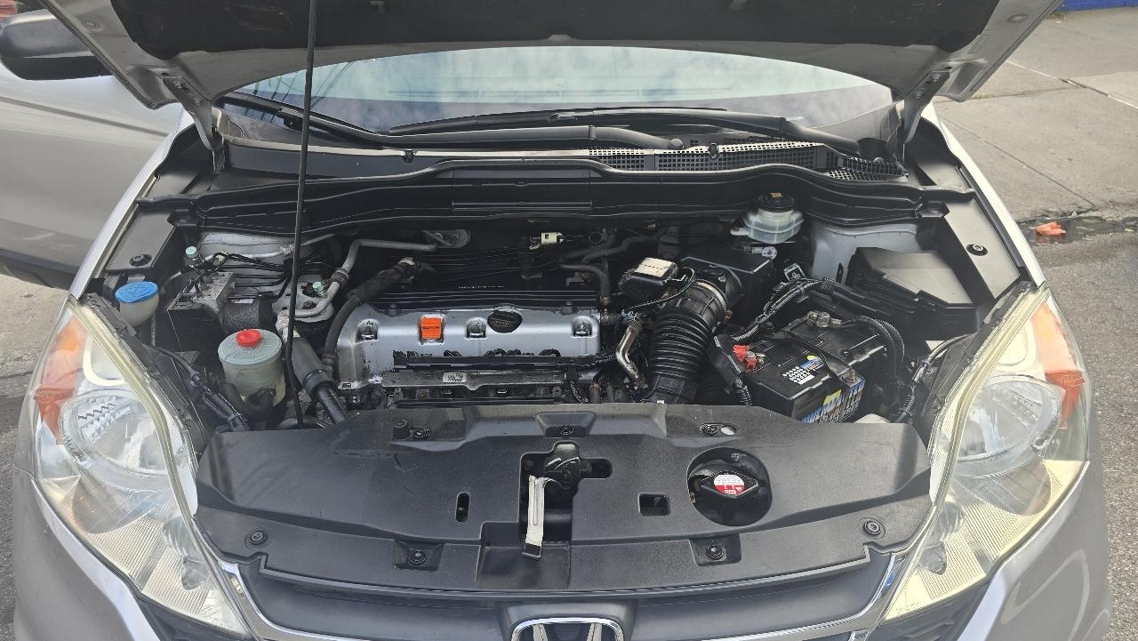 Honda CR-V LX 4WD 5-Speed AT 2011