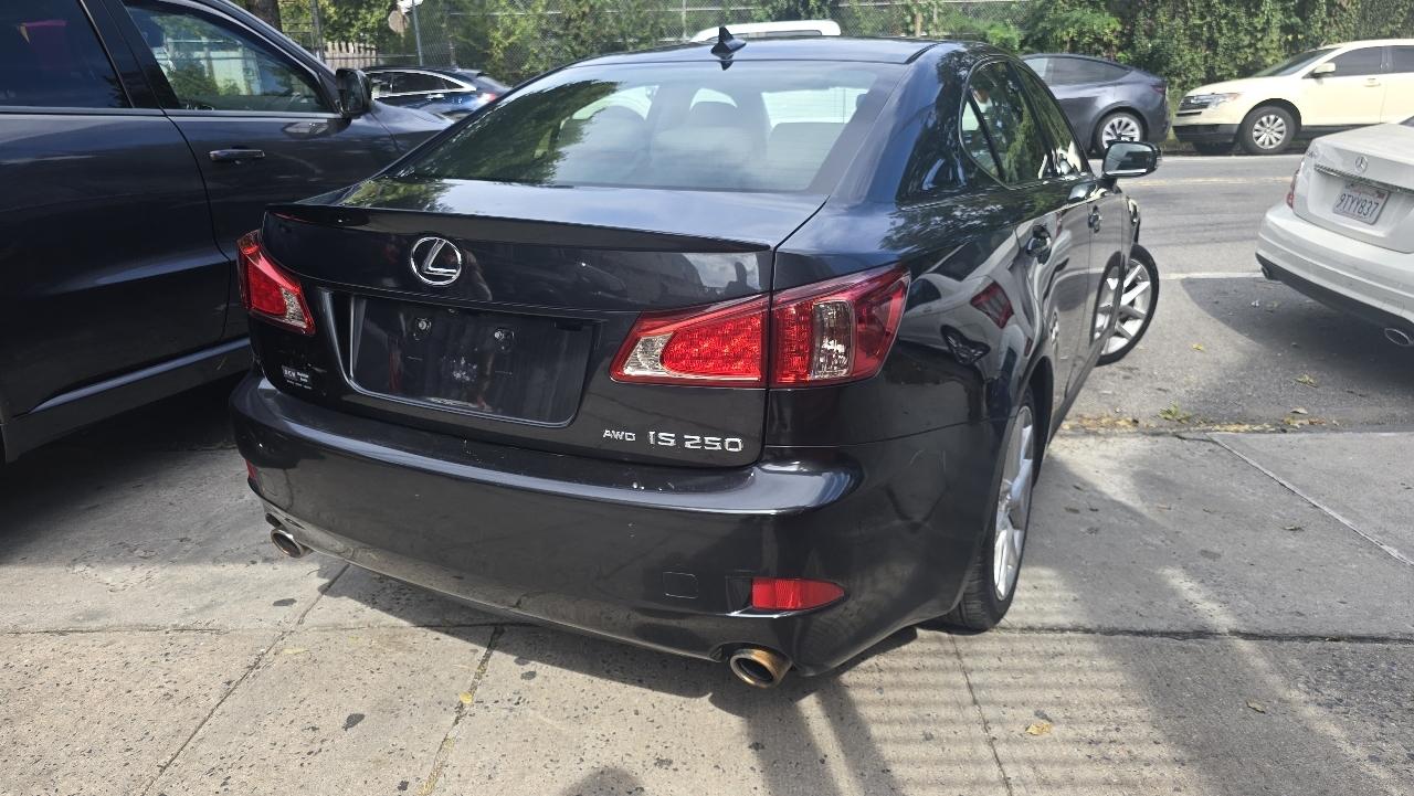 Lexus IS IS 250 AWD 2011
