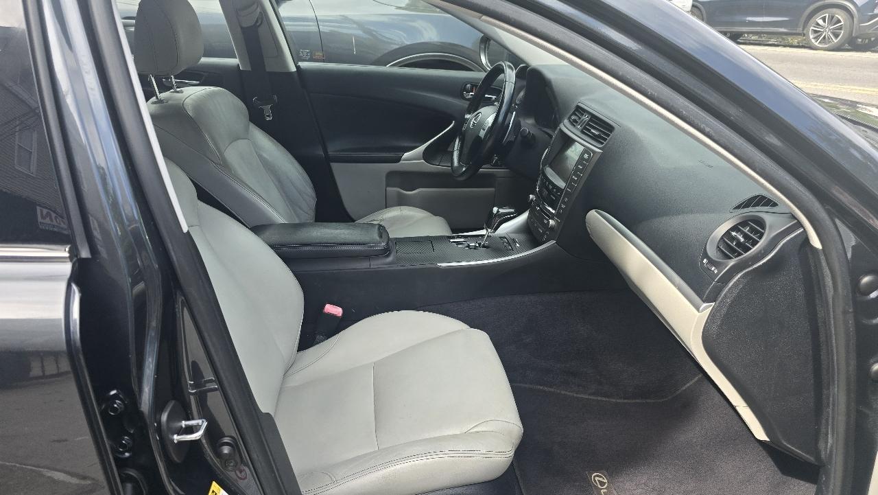 Lexus IS IS 250 AWD 2011
