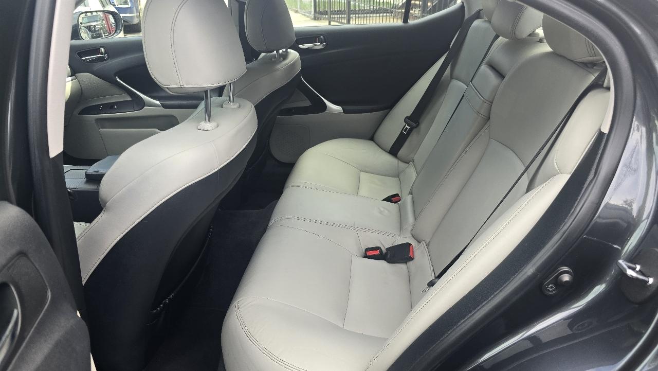 Lexus IS IS 250 AWD 2011