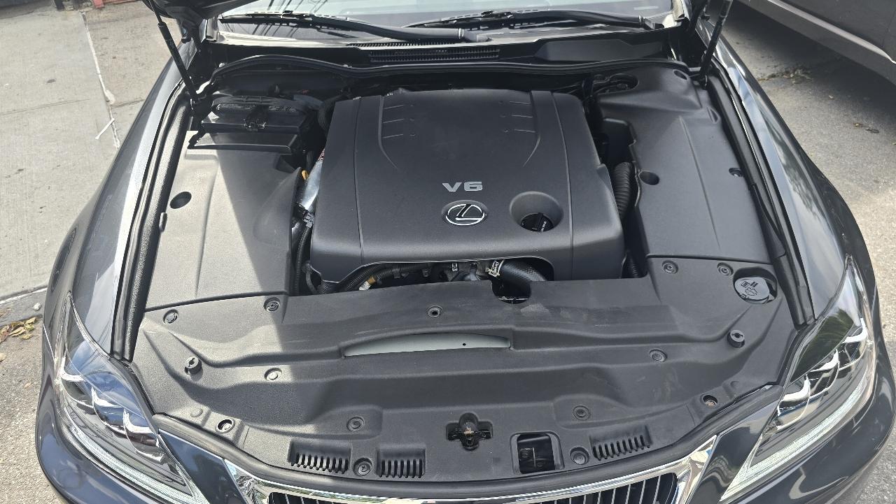 Lexus IS IS 250 AWD 2011
