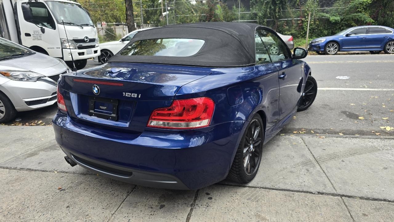 BMW 1-Series 128i Convertible 2012