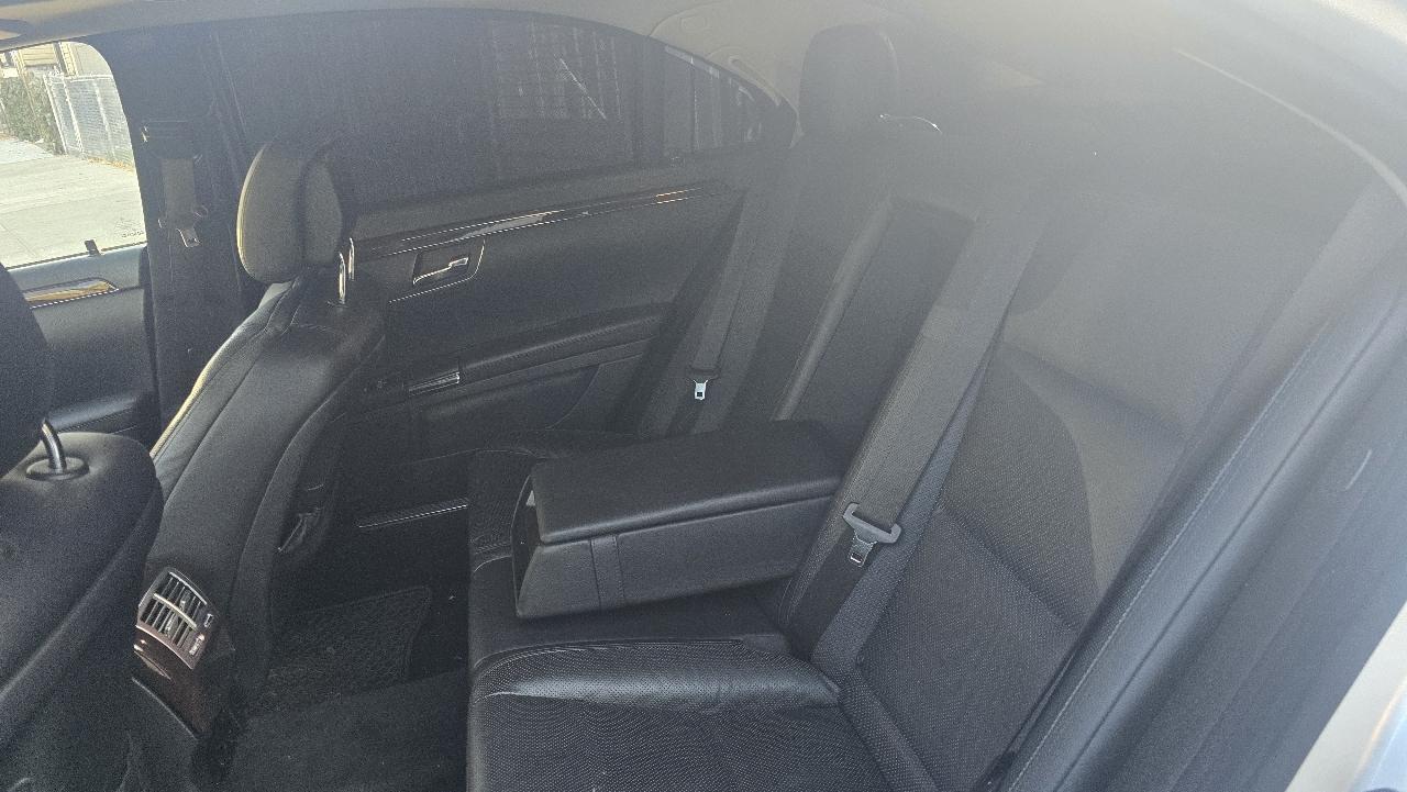 Mercedes-Benz S-Class S550 4-MATIC 2013