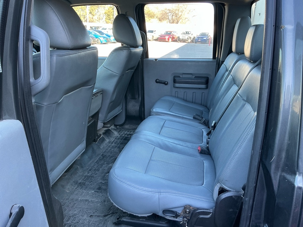 Ford F-350 SD XL Crew Cab 2WD 2015