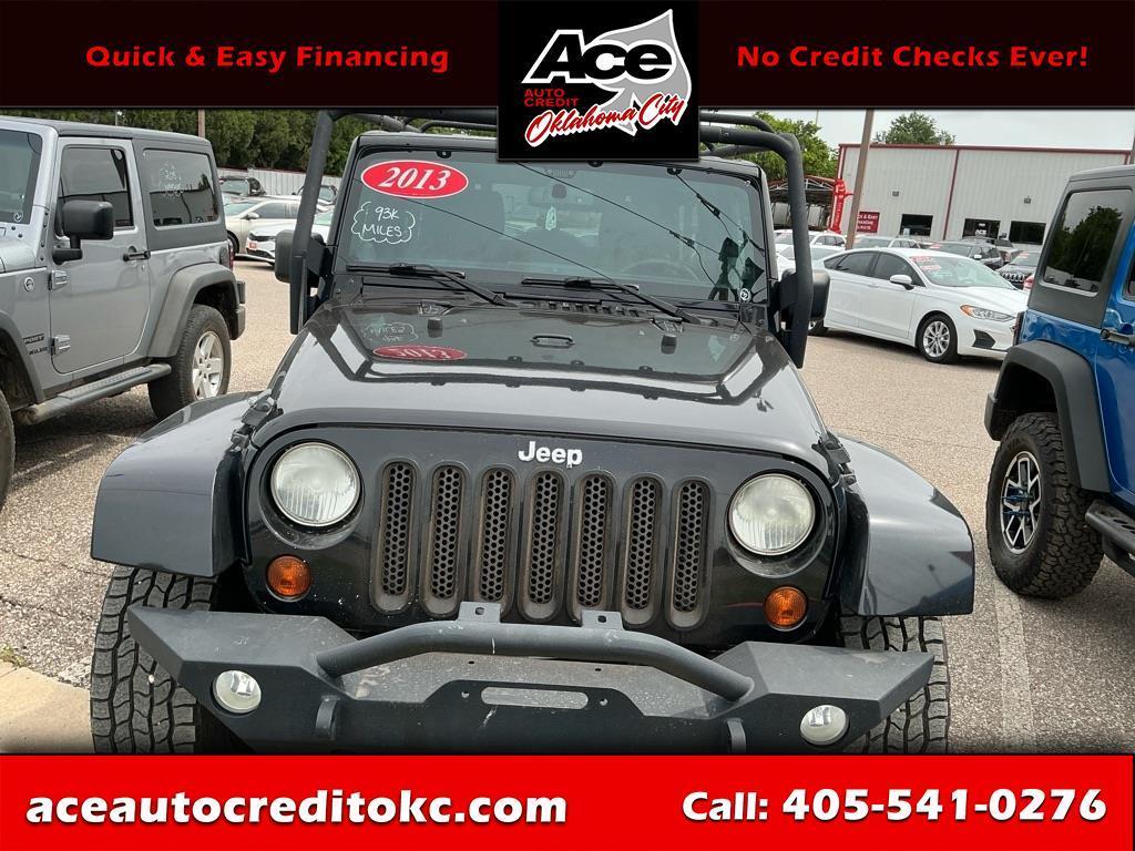 2013 Jeep Wrangler Unlimited Sahara 4WD