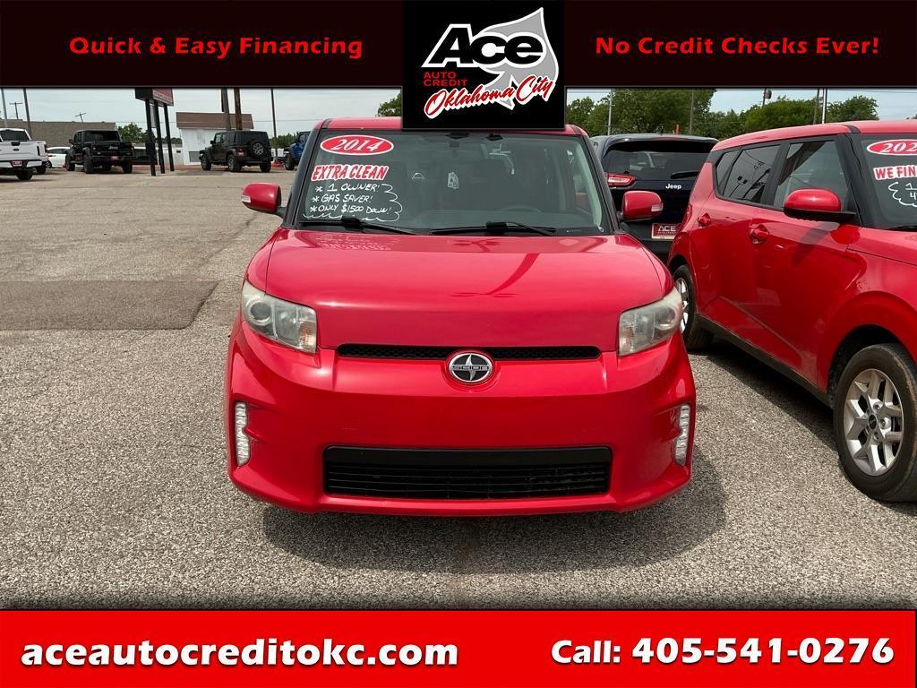 2014 Scion xB 5-Door Wagon 5-Spd MT